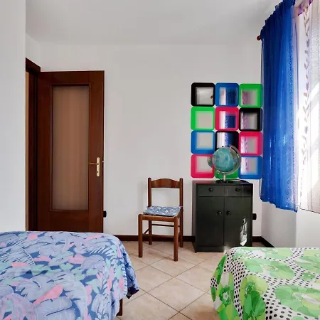 Spacious Near Lake In Appartement Dongo